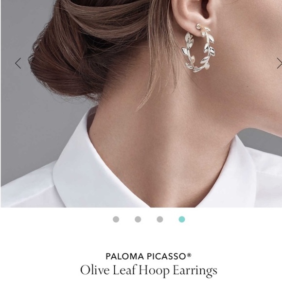 TIFFANY & CO. Olive Leaf Hoop Earrings - Picture 4 of 4